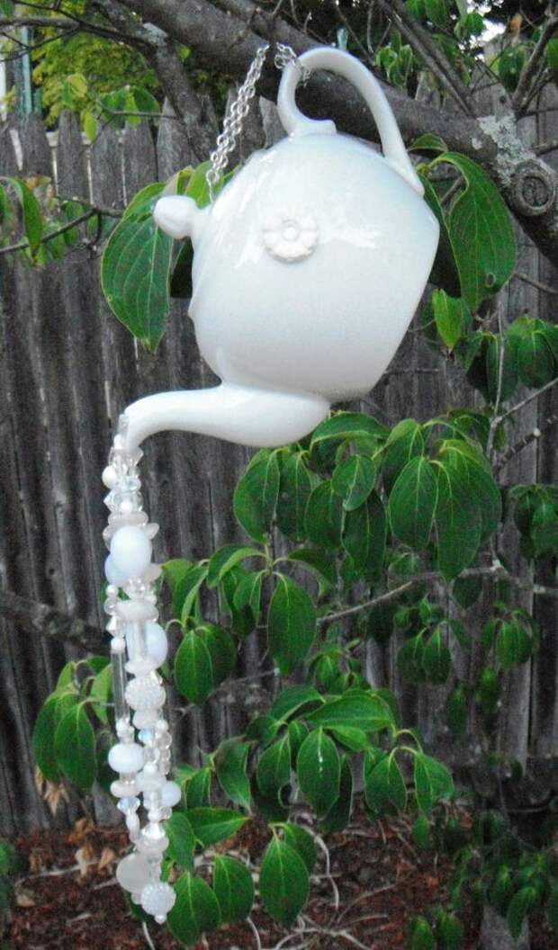 Tea Pot Garden Decor, Yard Art, Hanging Garden Art, Beaded Sun Catcher, Wind Chimes, Recycled Glassware, Repurposed, Upcycled,…: 