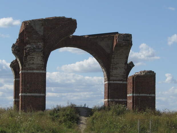Развалины церкви, городище Старая Рязань