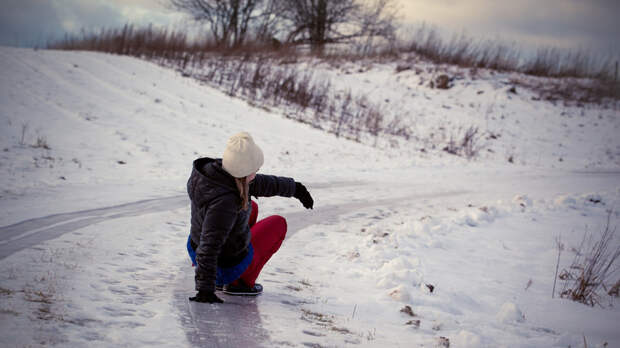 Россиянам рассказали, как добиться компенсации за травму из-за гололёда