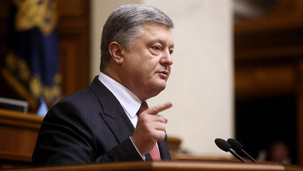 Президент Украины Петр Порошенко во время выступления на заседании Верховной рады Украины. 7 сентября 2017 Президент Украины Петр Порошенко во время выступления на заседании Верховной рады Украины. 7 сентября 2017