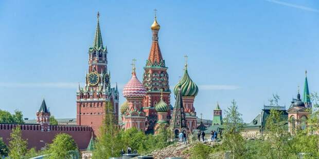 Пришедшие на столичный пункт отбора контрактников рассказали о стремлении защищать Родину. Фото: Ю. Иванко mos.ru. Пресс-служба мэра и Правительства Москвы