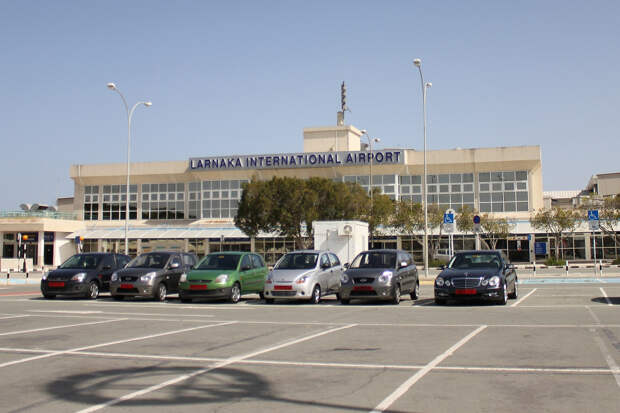 Названа цена самого дорогого перелета из России в новогодние праздники