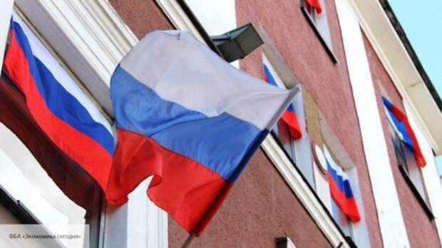Омичи с размахом отпраздновали День флага РФ Омичи с размахом отпраздновали День флага РФ