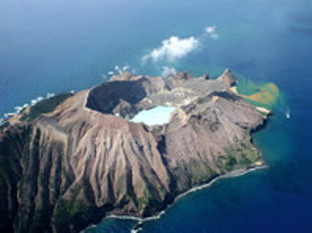 Извержение вулкана началось на новозеландском острове Уайт-Айленд, расположенном в заливе Пленти, в 270 км к югу от Окленда