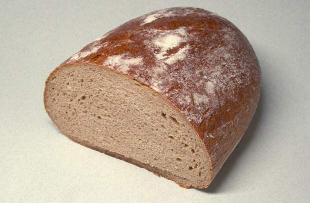 хлеб сделать свежим