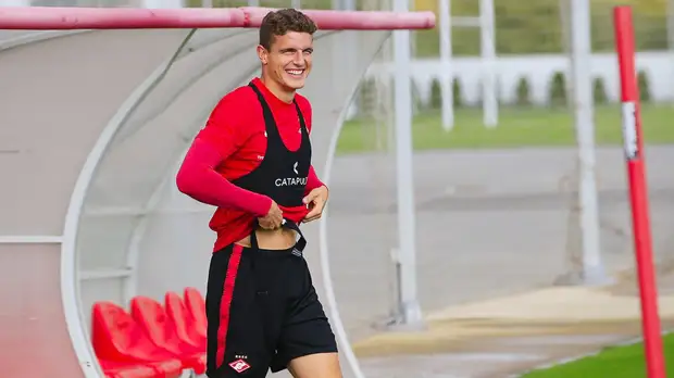 В «Спартаке» рассказали о деталях соглашения с «Фейеноордом» по аренде Тиля