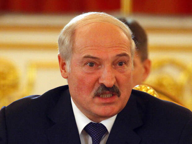Эксперты объяснили, за что Лукашенко может заставить платить Россию