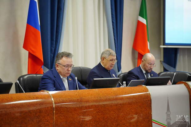 Рифкат Минниханов: «Проекты технологического лидерства в России рассчитаны до 2030 года»