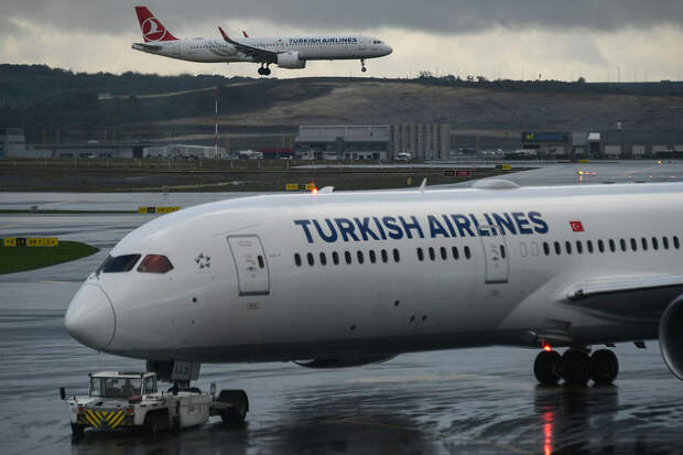 Над Винницкой областью Украины полетел пассажирский Boeing Turkish Airlines