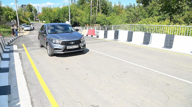 В Барнауле открыли движение по Ташкентскому мосту через Барнаулку