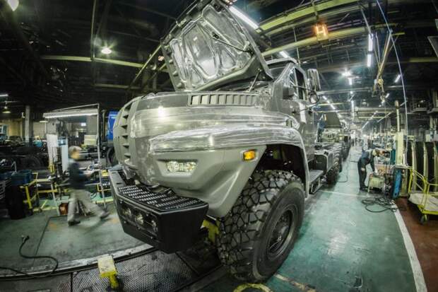 Фоторепортаж с Уральского автомобильного завода автозавод, завод, урал