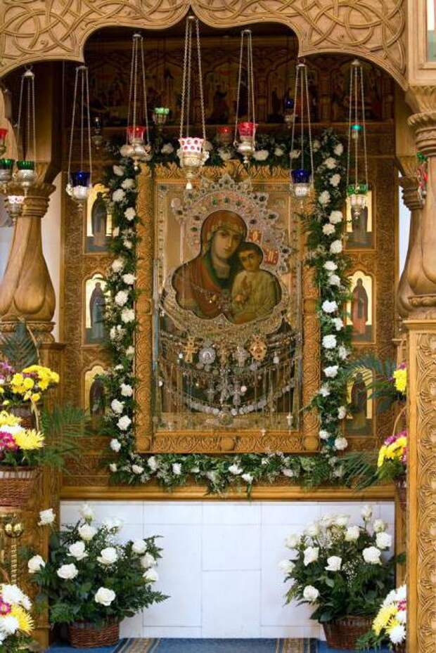 святогорской одигитрии иконы божией матери