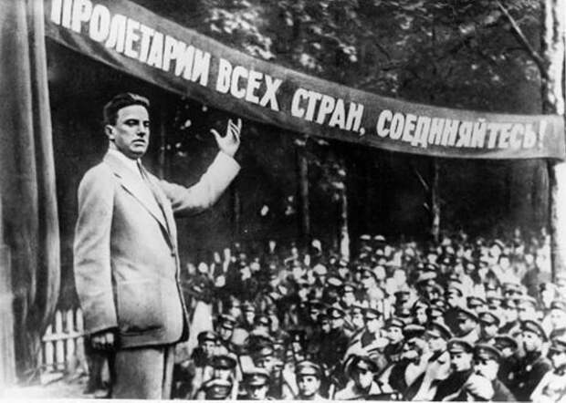 Владимир Маяковский|Фото: yourplus.ru
