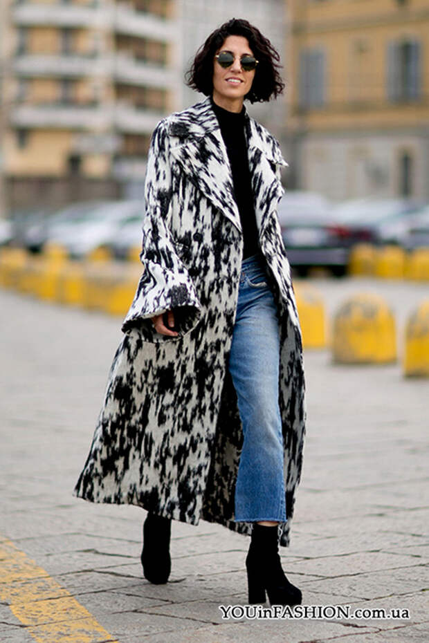 Неделя моды в Милане, уличный стиль, пальто с принтом