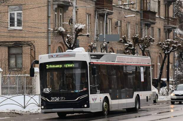 Из-за уборки снега 20 февраля автобусы и троллейбусы в Рязани едут по новым маршрутам