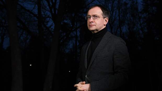 ÐомоÑник пÑезиденÑа РоÑÑии ÐÐ»Ð°Ð´Ð¸Ð¼Ð¸Ñ ÐединÑкий в ÐеловежÑкой пÑÑе