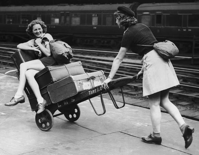 Этот безумный, яркий Лондон на черно-белых фотографиях 1930-х годов