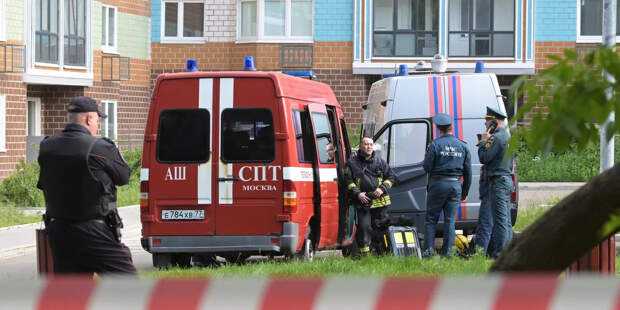 Беспилотники попали в жилые дома в Москве Беспилотники попали в жилые дома в Москве
