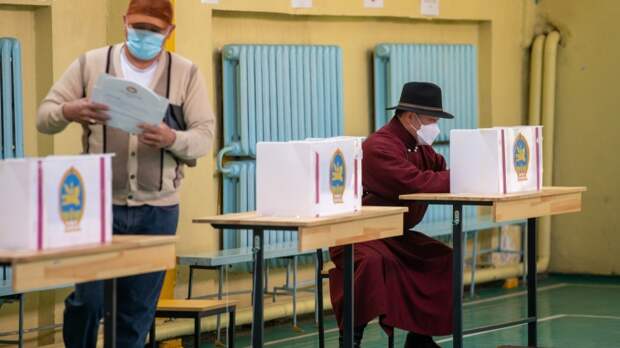 Коронавирус, алкоголь и смотрящие из ЕС и США. Как прошли выборы в Монголии?