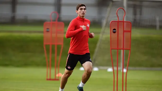 Тихонов сомневается, что Бакаев станет лидером «Спартака» в этом сезоне