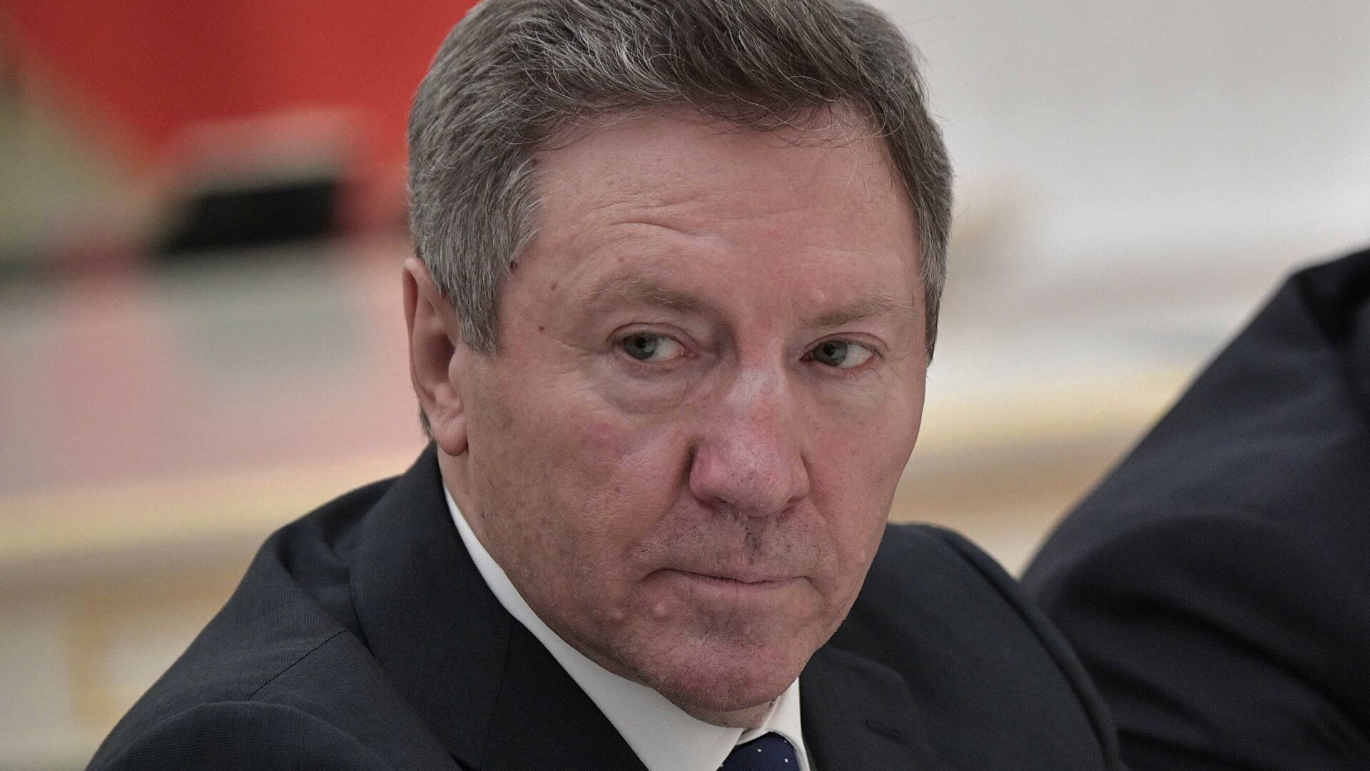 Источник: сенатор Королев написал заявление о сложении полномочий 