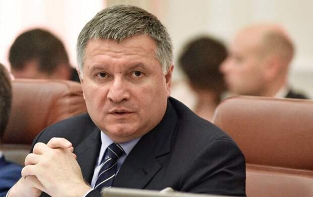 Рубрика «Острые языки украинской дипломатии»: Аваков про «пиндостан»