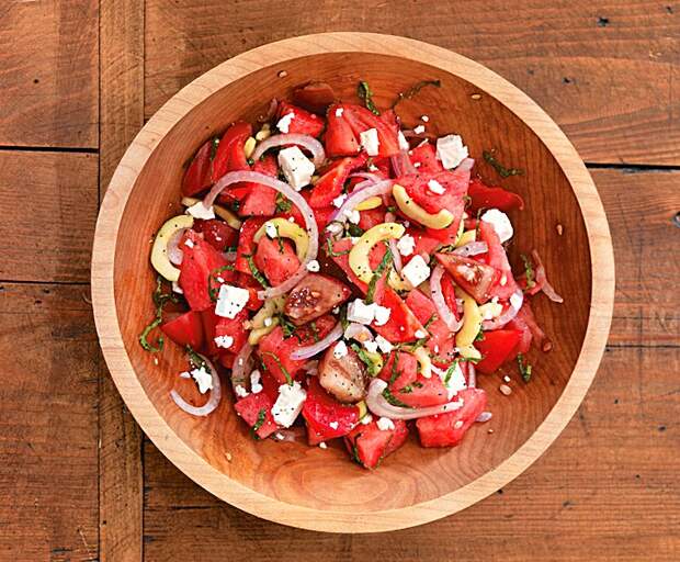 Арбузно-томатный салатик с Фетой