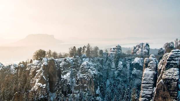 Бастай каменный бастион Саксонии Bastei06 Бастай каменный бастион Саксонии