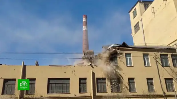 Петербургские градозащитники потребовали наказать сносящих историческую баню