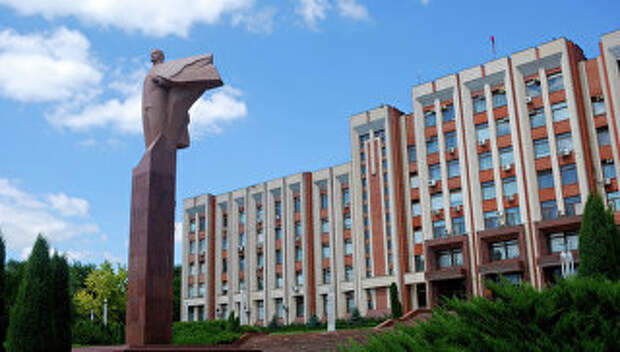 Памятник Ленину в Тирасполе, Приднестровье. Архивное фото