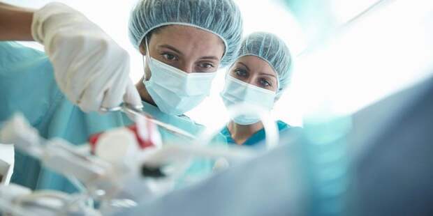 Родинка покрылась корочкой: симптомы, описание, причины, необходимые анализы, проведение диагностики и консультации специалистов