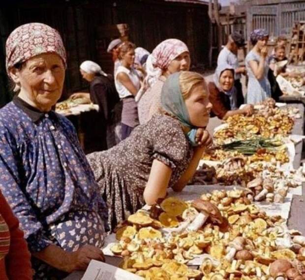 Рынки Советского Союза (26 фото)