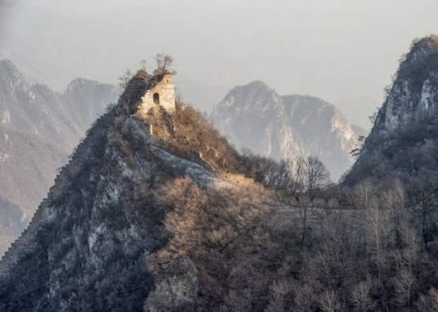 11 Прекрасных скальных троп (46 фото)