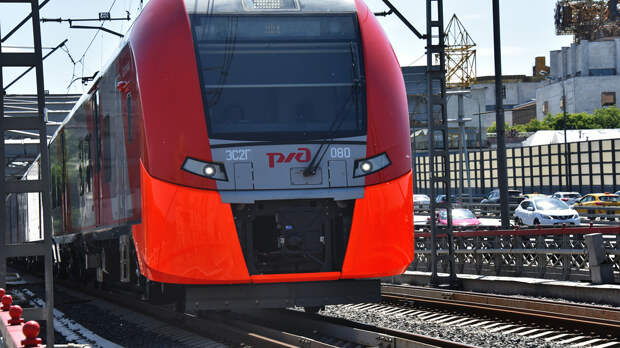 Между Самарой и Тольятти начал курсировать электропоезд 