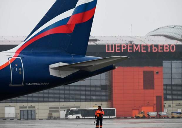 Абонемент на небо. Бизнес-проездной «Аэрофлота»: новый вызов для РЖД или золотая клетка для командировочных