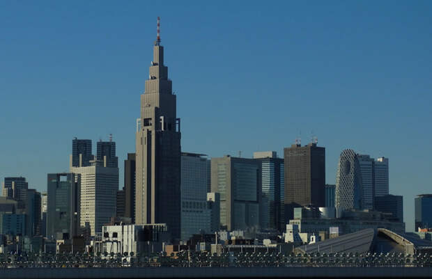 Небоскреб NTT Docomo Yoyogi Building