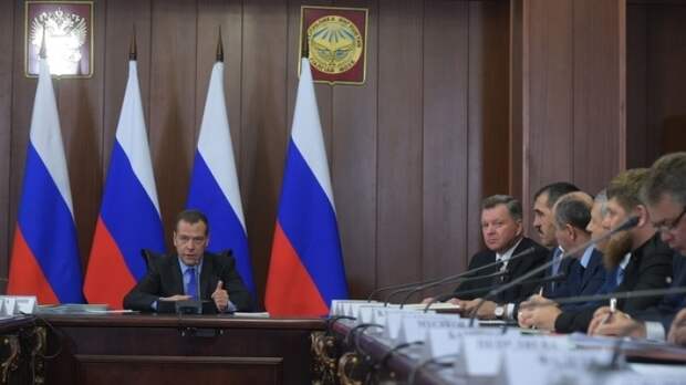 Медведев рассказал, как России удалось достичь «цели тысячелетия»