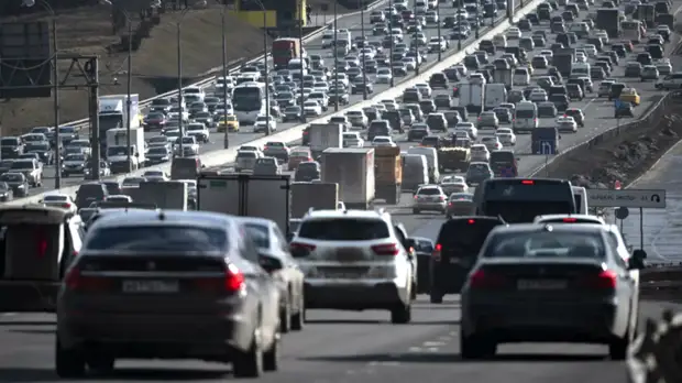 В России могут увеличить допустимую скорость на ряде участков дорог до 150 км/ч