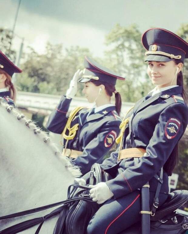 Конная полиция России (5 фото)