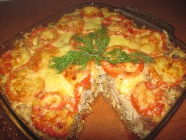 Запеканка из лапши с мясным фаршем.