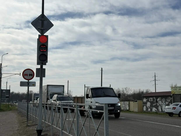 Дорожная революция в Дружбе: первый светофор и улучшенная инфраструктура