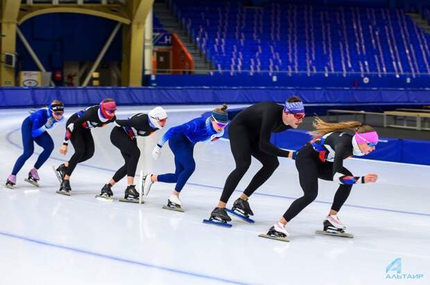 У конькобежцев в Иркутске стартовал финальный сбор перед Олимпиадой-2022