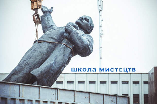 Украина нашла "агентов Путина": радио "Шансон" поплатилось за флот