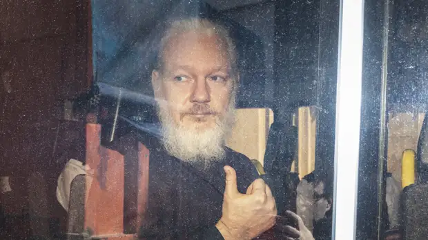 Шведский суд назвал дату слушаний по запросу о заочном аресте Ассанжа