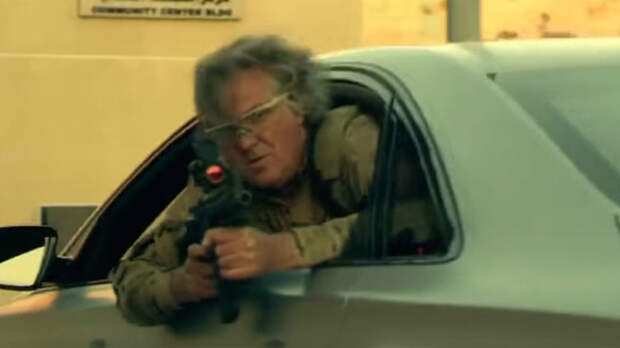 Новый трейлер The Grand Tour: гонки на багги и стрельба из автомата