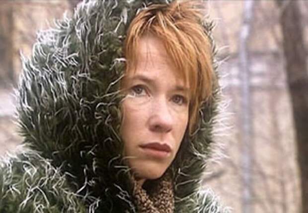 Кадр из сериала *Евлампия Романова. Следствие ведет дилетант*, 2003 | Фото: kino-teatr.ru Кадр из сериала *Евлампия Романова. Следствие ведет дилетант*, 2003 | Фото: kino-teatr.ru