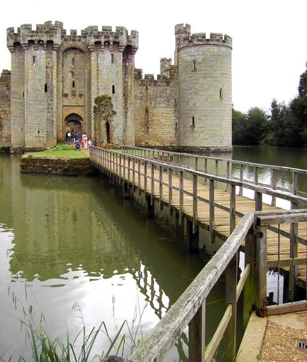 Bodiam Castle Entrance