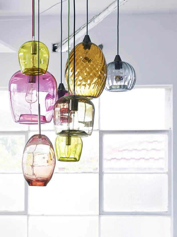 2_MarkDouglass-showroomlamps 2_MarkDouglass-showroomlamps
