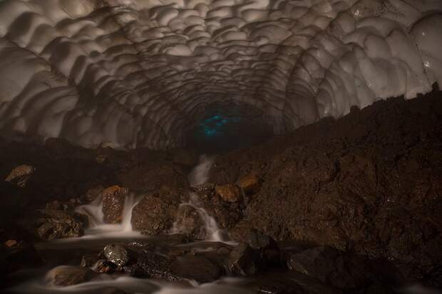 snowcaves17