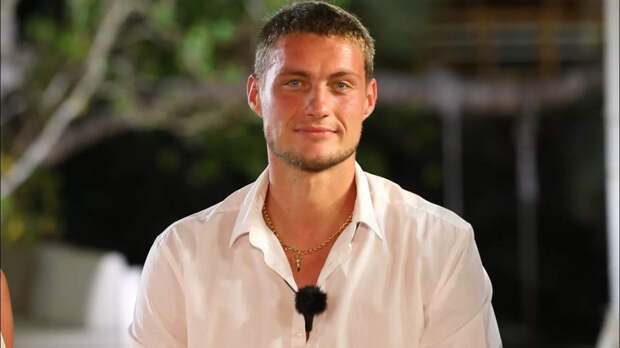 «Я не держу на него зла»: как живёт 11-летняя дочь Задойнова, которую Элина Камирен грозилась лишить отца